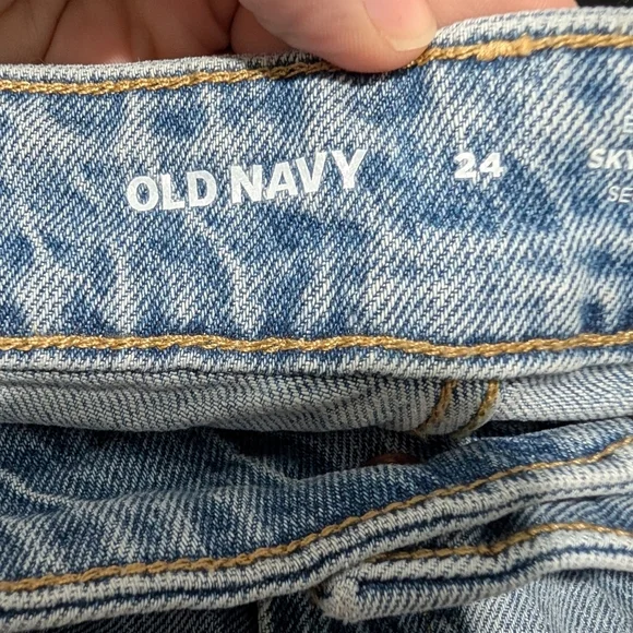 NWT Old Navy Light Wash Extra High-Waisted Sky-Hi Wide-Leg Jeans in Size 24 - Picture 13 of 15
